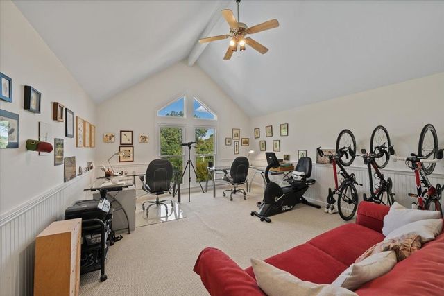 9464 DOE MEADOW DR, Germantown, TN 38139