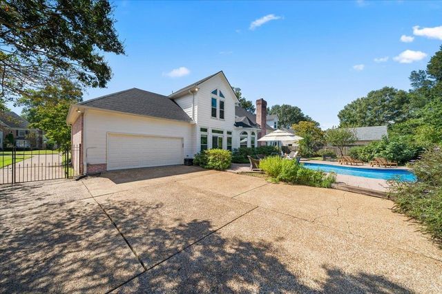 9464 DOE MEADOW DR, Germantown, TN 38139