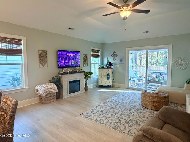 2487 Lake Ridge Drive, Southport, NC 28461