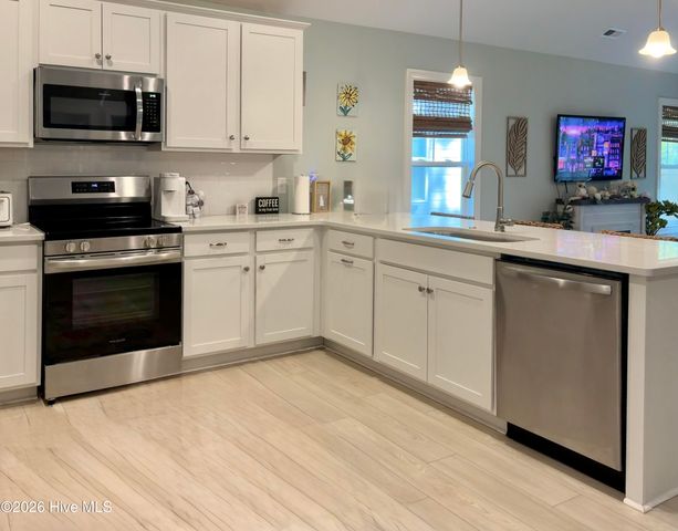 2487 Lake Ridge Drive, Southport, NC 28461