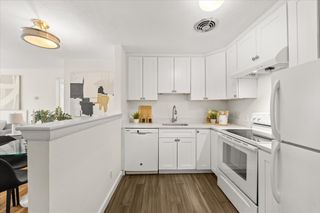 51 Warren St 1-3, Waltham, MA 02453