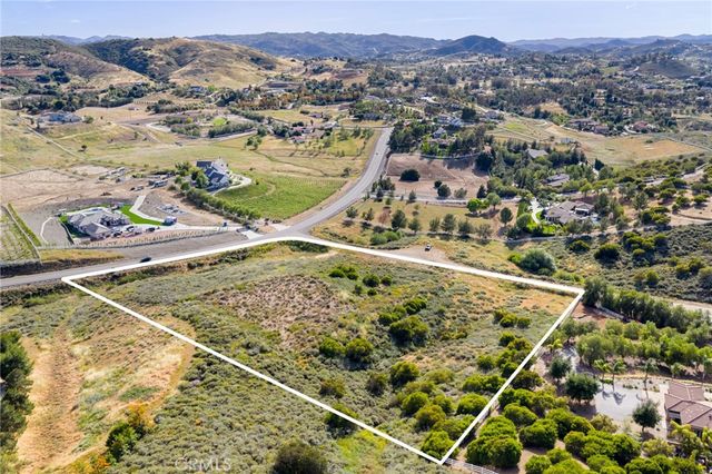 38550 King Court, Murrieta, CA 92562