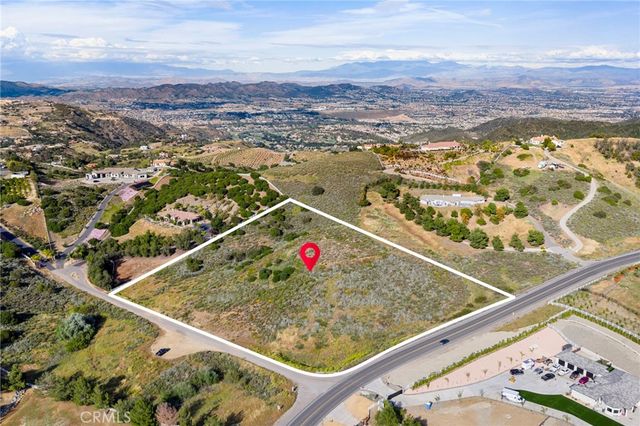 38550 King Court, Murrieta, CA 92562