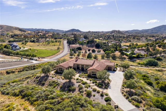 38550 King Court, Murrieta, CA 92562