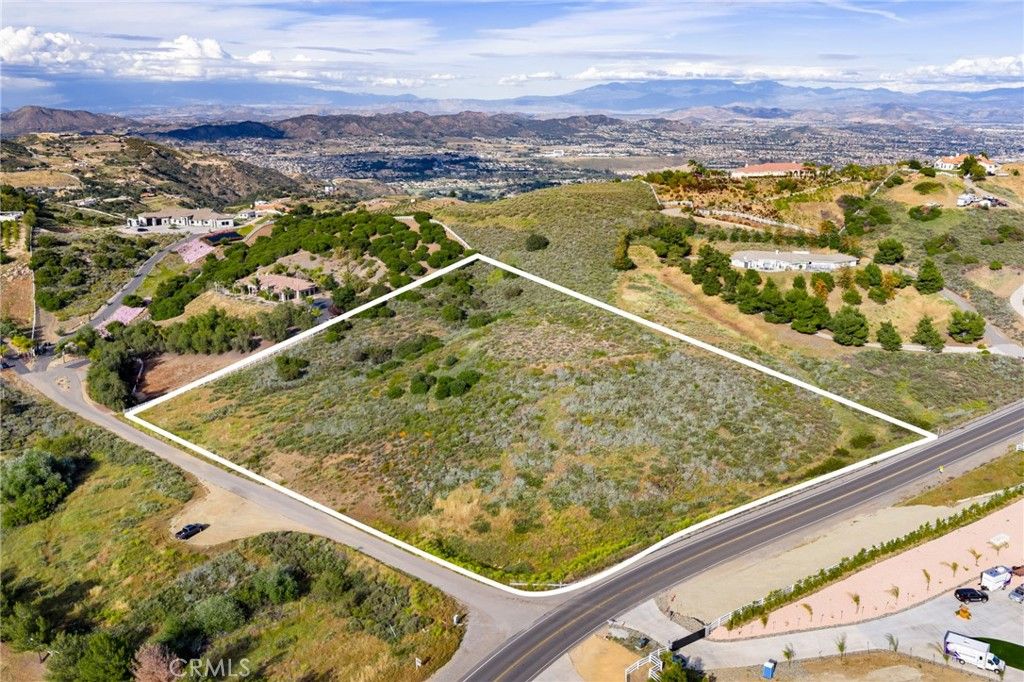 38550 King Court, Murrieta, CA 92562