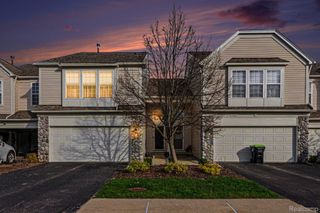 534 Dockside Circle, Holly Township, MI 48442