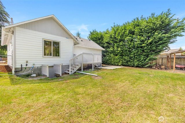 626 SW 142nd Street, Burien, WA 98166