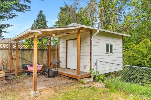 626 SW 142nd Street, Burien, WA 98166