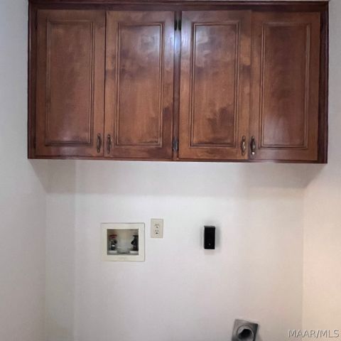 8706 Twelve Oaks Lane, Montgomery, AL 36116