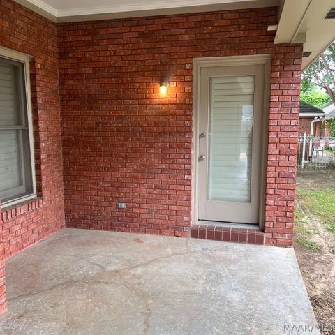 8706 Twelve Oaks Lane, Montgomery, AL 36116