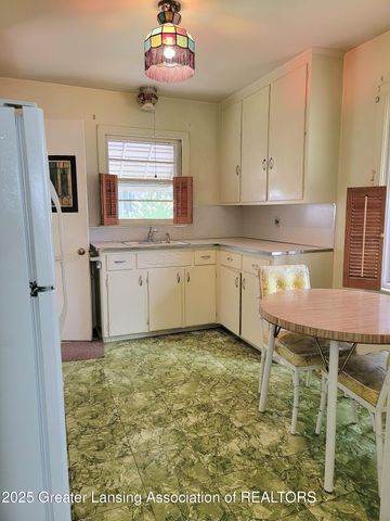 2635 Lasalle Boulevard, Lansing, MI 48912