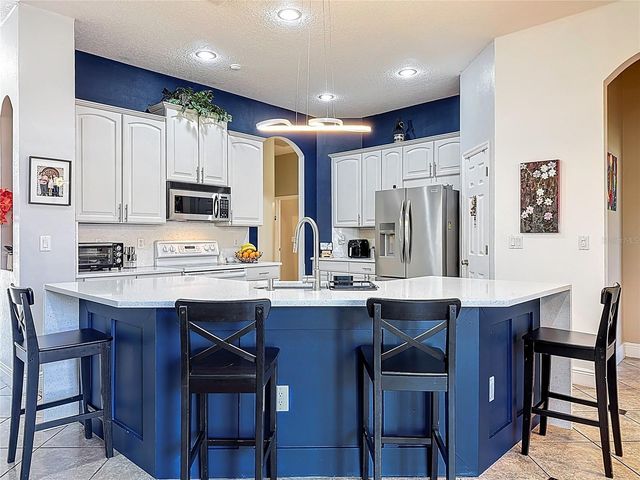 8463 DOVER VIEW LANE, Orlando, FL 32829