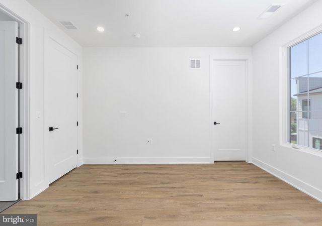 8622 ERDEM PL, Chevy Chase, MD 20815