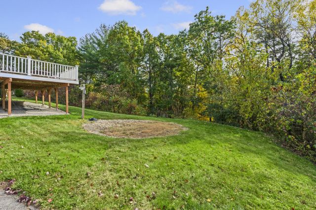 23 Bear Path Lane, Hudson, NH 03051