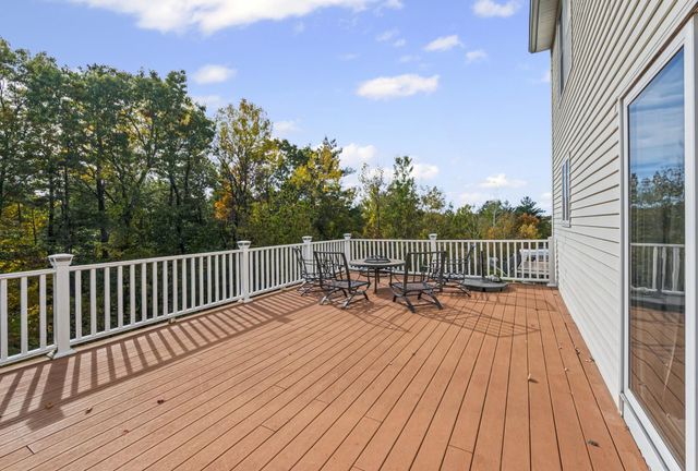 23 Bear Path Lane, Hudson, NH 03051
