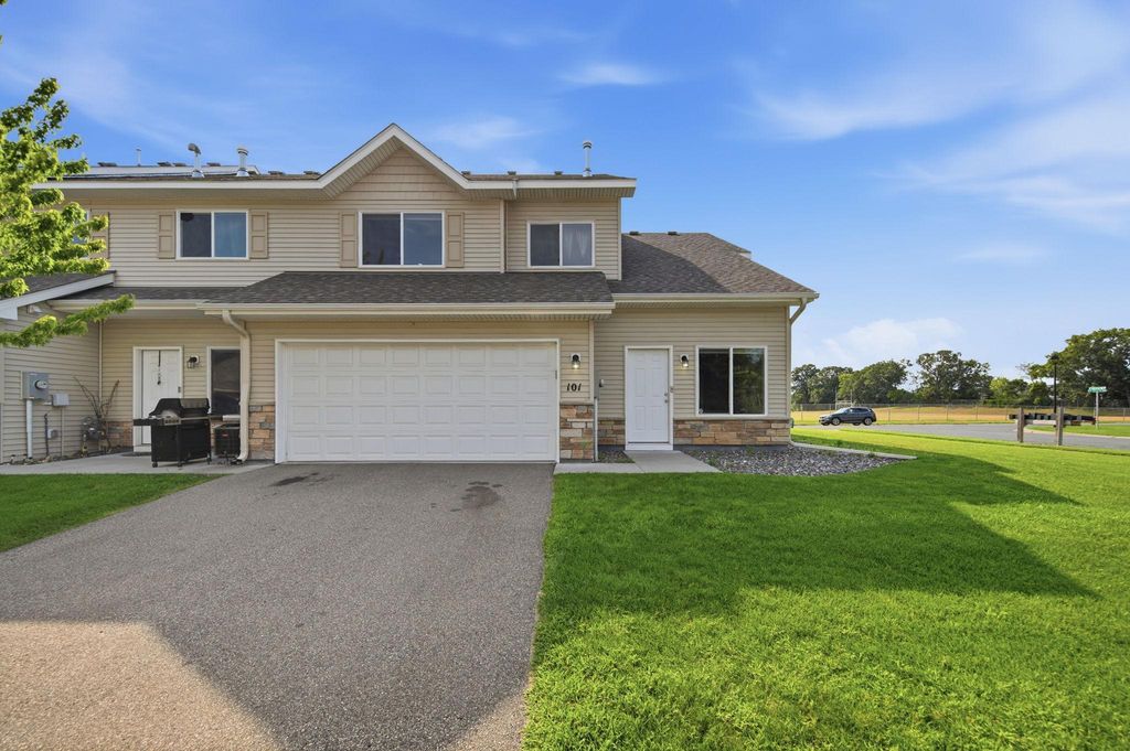 3854 232nd Avenue NW 101, Saint Francis, MN 55070 — exterior