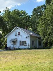 801 E Hilltop Drive, Rogers, AR 72756