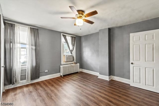 636 Elizabeth St, Beverly City, NJ 08010