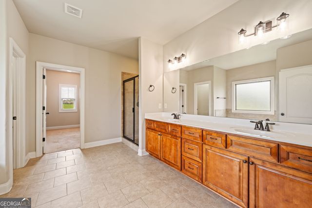 31 Palomino Court, Newnan, GA 30265