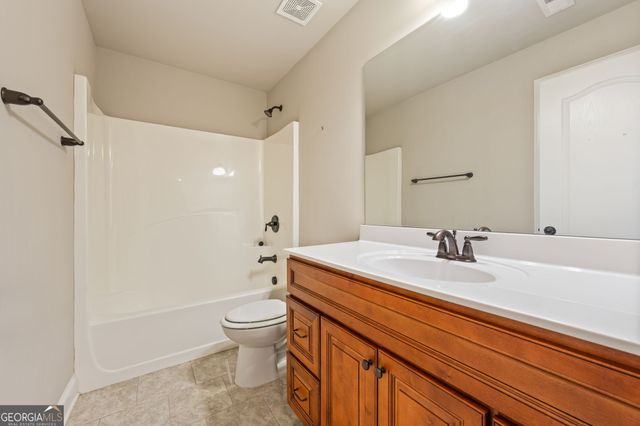31 Palomino Court, Newnan, GA 30265