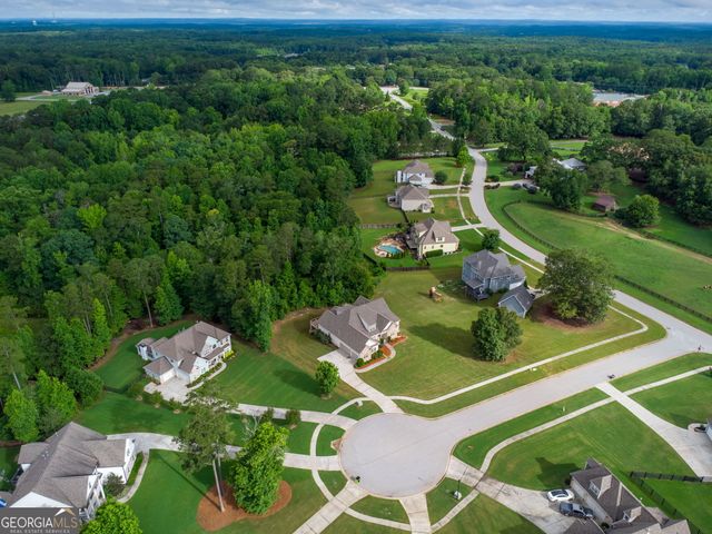 31 Palomino Court, Newnan, GA 30265