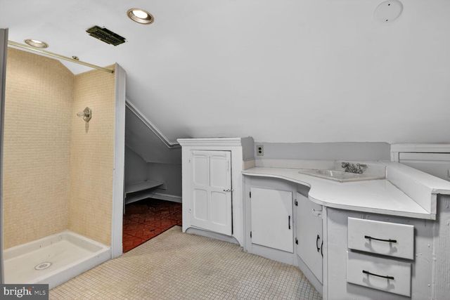 4918 40TH PL, Hyattsville, MD 20781