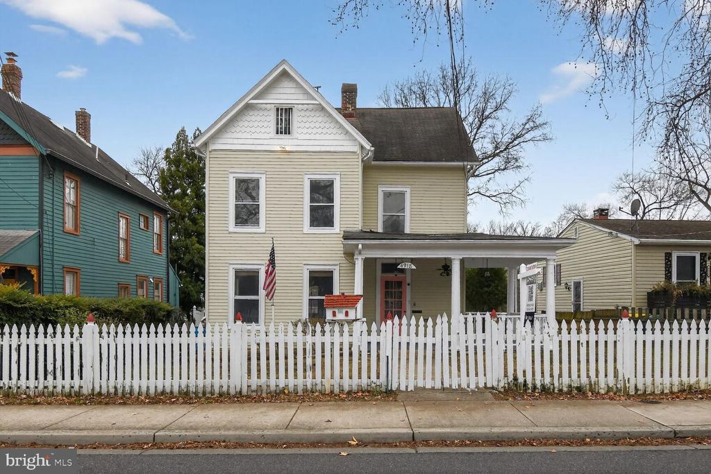 4918 40TH PL, Hyattsville, MD 20781