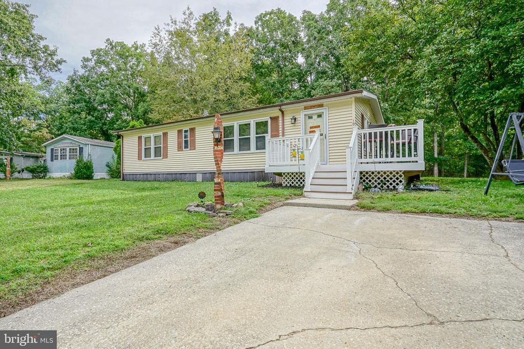 109 ALPINE WAY, VINELAND, NJ 08360 — exterior