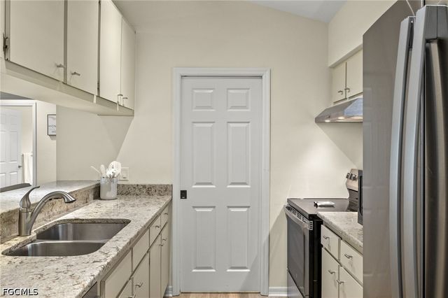 1986 Wild Lime DR, Sanibel, FL 33957