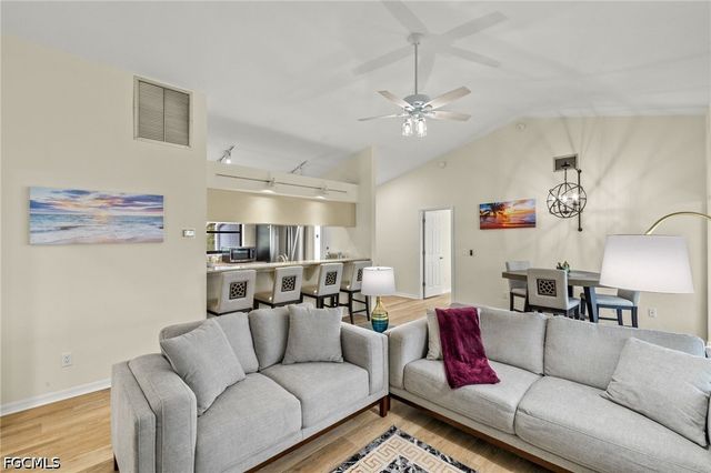 1986 Wild Lime DR, Sanibel, FL 33957