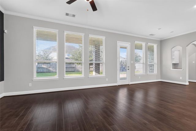 3626 Pasteur Lane, Iowa Colony, TX 77583
