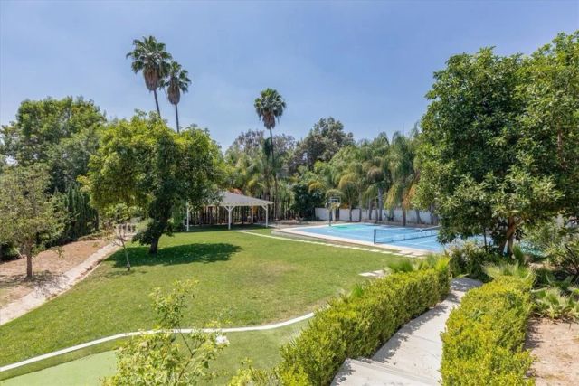 195 Flowerfield Lane, La Habra Heights, CA 90631