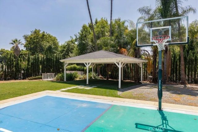 195 Flowerfield Lane, La Habra Heights, CA 90631