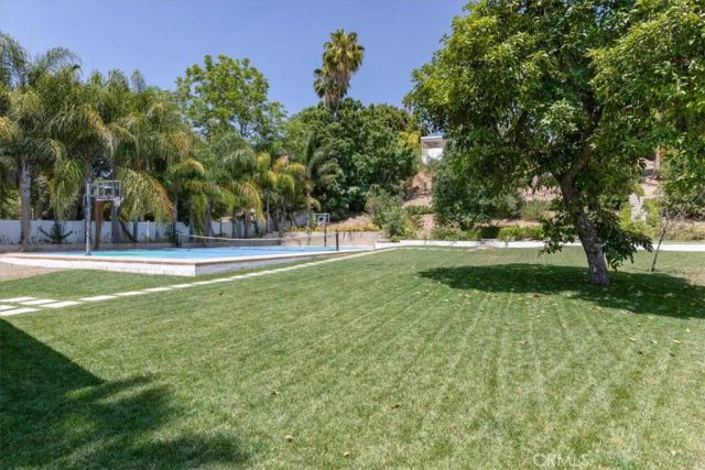195 Flowerfield Lane, La Habra Heights, CA 90631