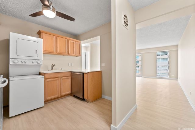 2575 Kuhio Avenue 1603, Honolulu, HI 96815