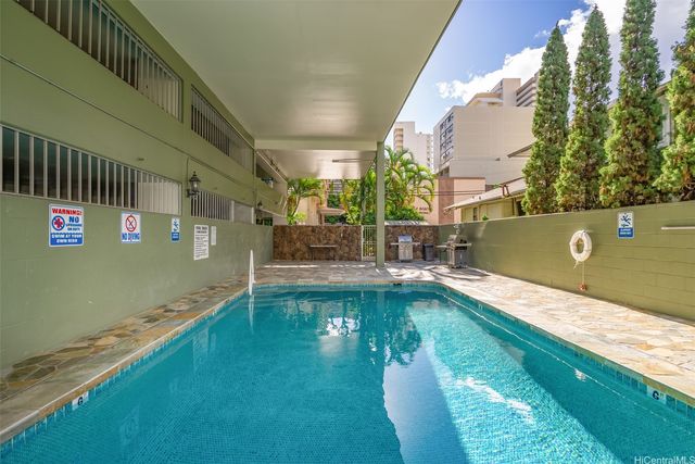 2575 Kuhio Avenue 1603, Honolulu, HI 96815