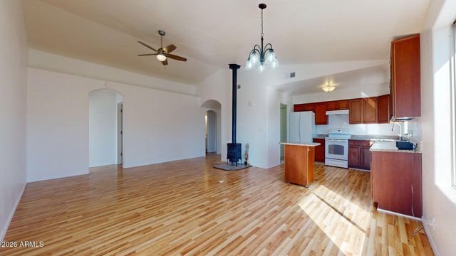 1529 E Cloud Road, Phoenix, AZ 85086
