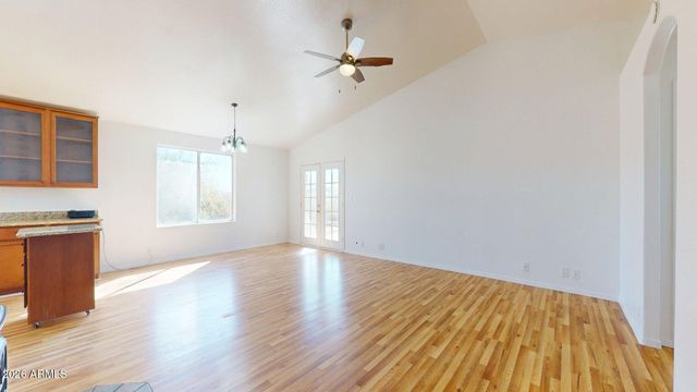 1529 E Cloud Road, Phoenix, AZ 85086