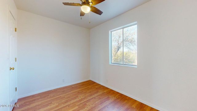 1529 E Cloud Road, Phoenix, AZ 85086