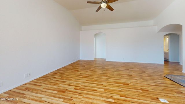 1529 E Cloud Road, Phoenix, AZ 85086