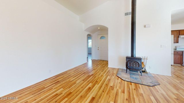 1529 E Cloud Road, Phoenix, AZ 85086