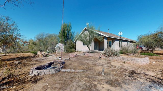 1529 E Cloud Road, Phoenix, AZ 85086