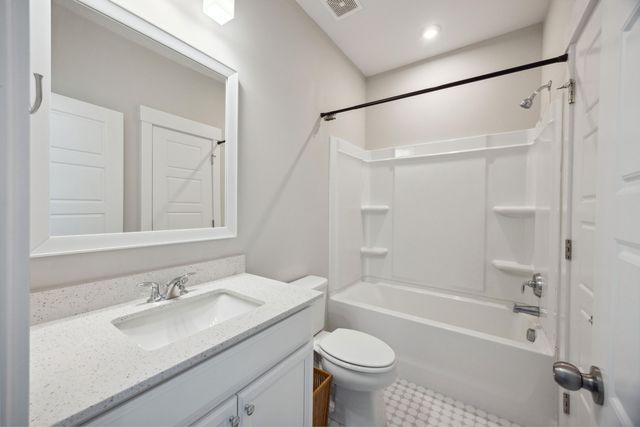 1671 Indy Drive, North Charleston, SC 29405