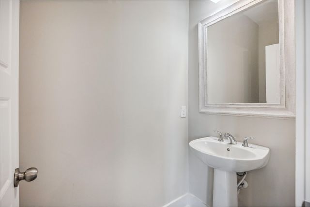 1671 Indy Drive, North Charleston, SC 29405
