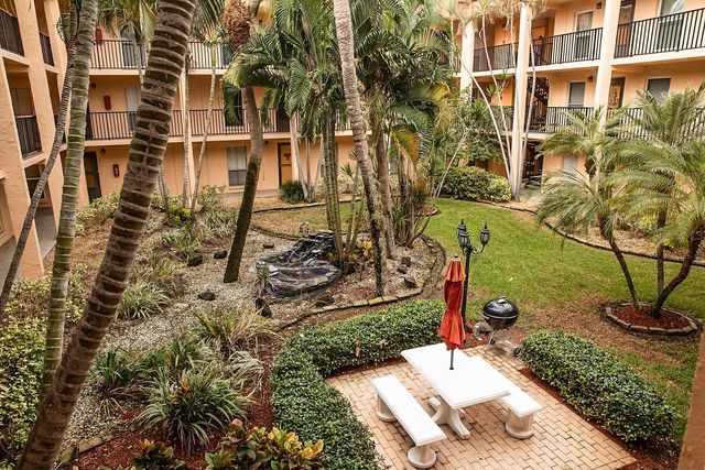 8911 BLIND PASS ROAD 220, St Pete Beach, FL 33706