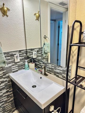 8911 BLIND PASS ROAD 220, St Pete Beach, FL 33706