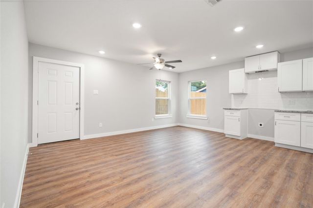 8122 Sterlingshire Street A, Houston, TX 77078