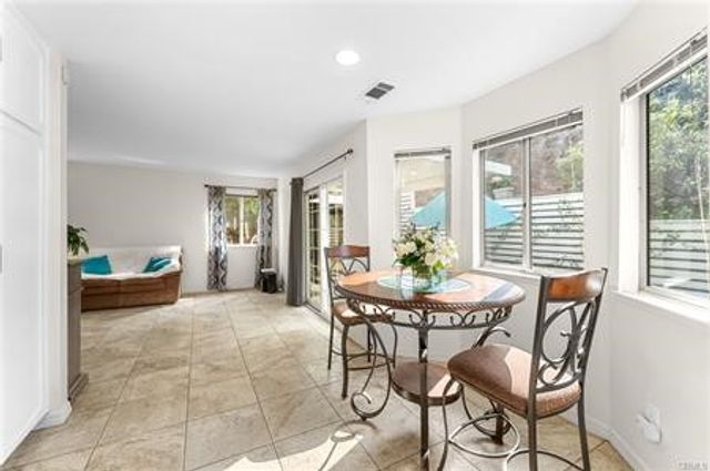 22933 De Berry Street, Grand Terrace, CA 92313