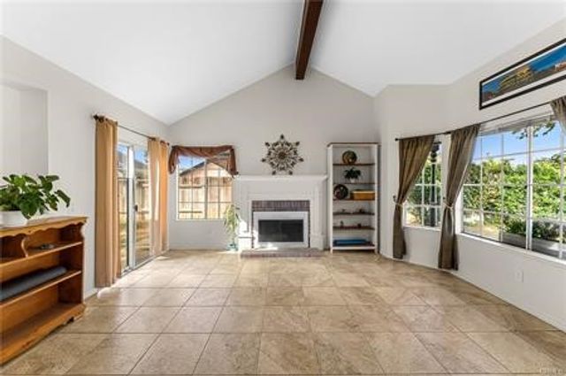 22933 De Berry Street, Grand Terrace, CA 92313