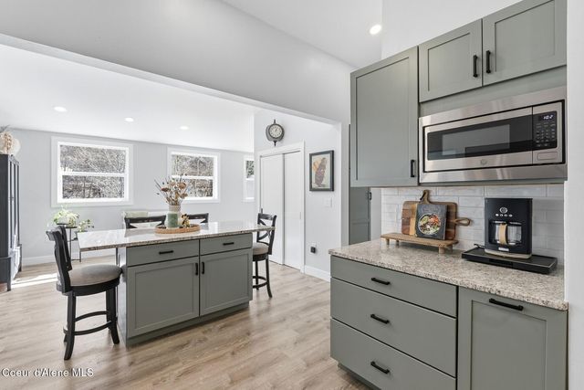 632 Main St, Wardner, ID 83837